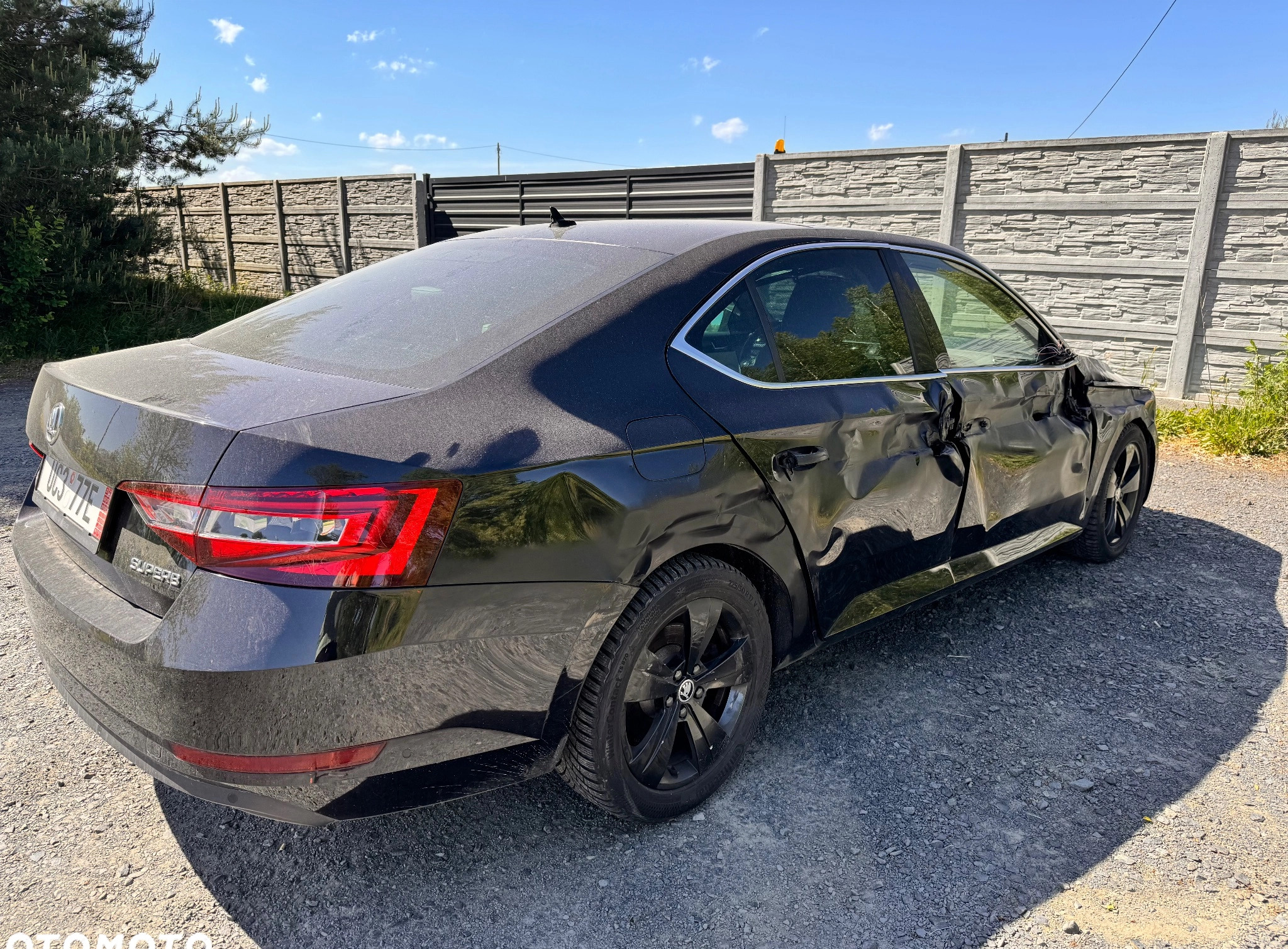 Skoda Superb cena 37900 przebieg: 261191, rok produkcji 2015 z Sztum małe 436